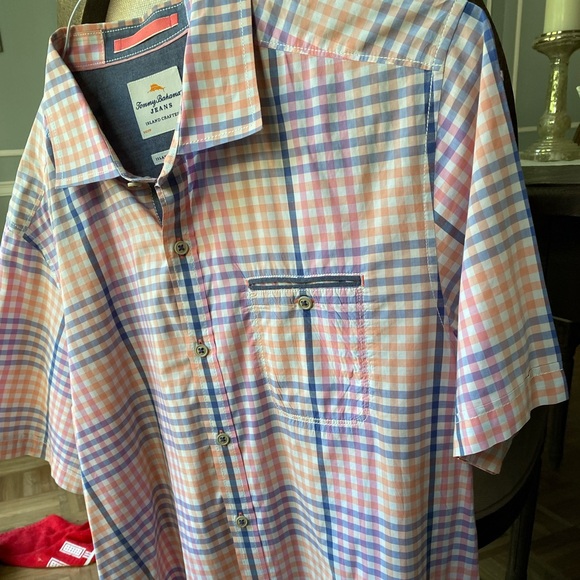 Tommy Bahama camp shirt - Picture 1 of 3